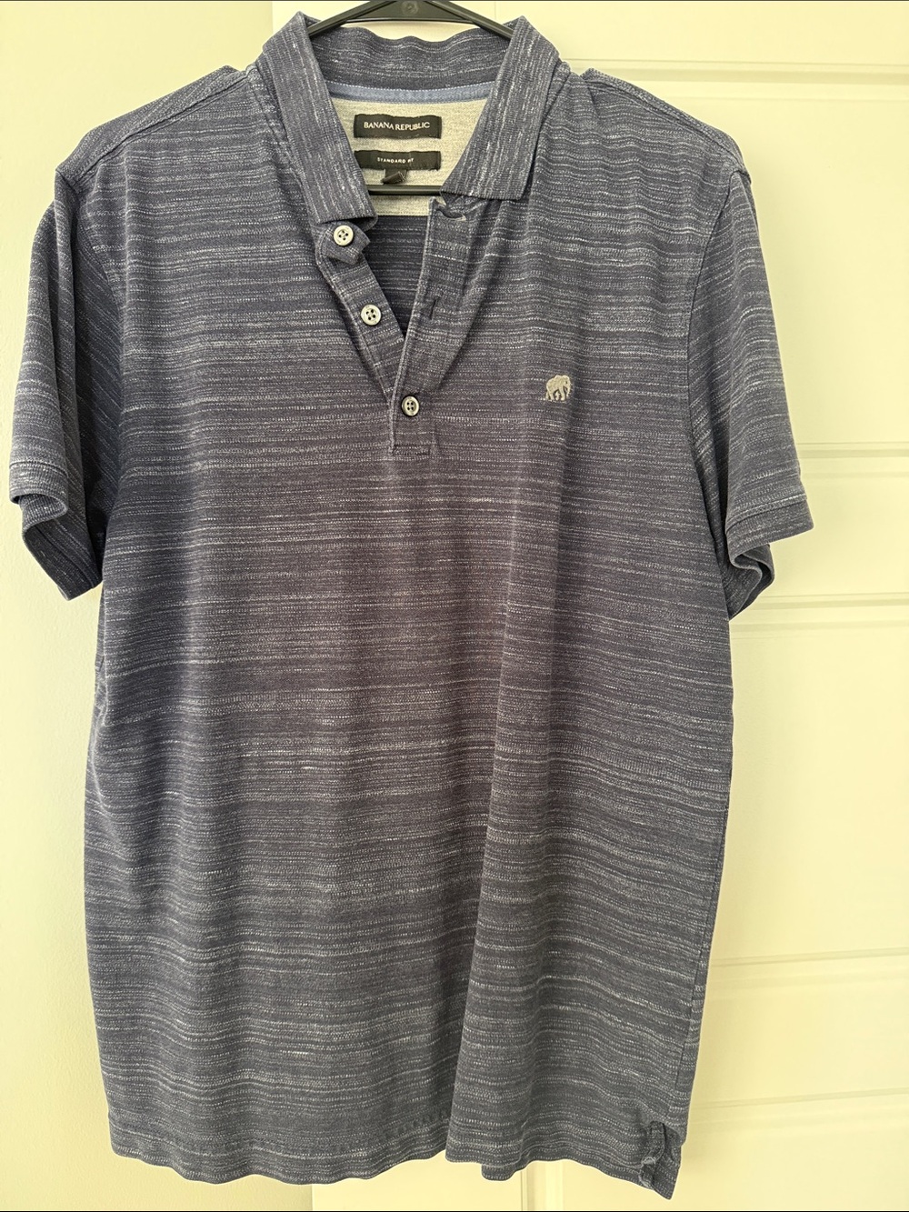 Banana Republic Men's Heathered Blue Polo with Subtle Stripes